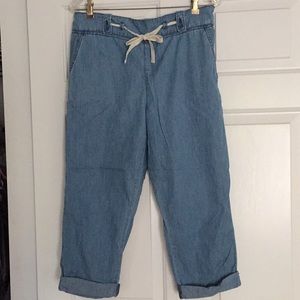 Light denim cropped pant